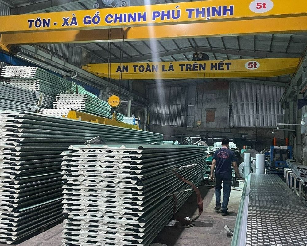 Tôn lạnh Chinh Phú Thịnh
