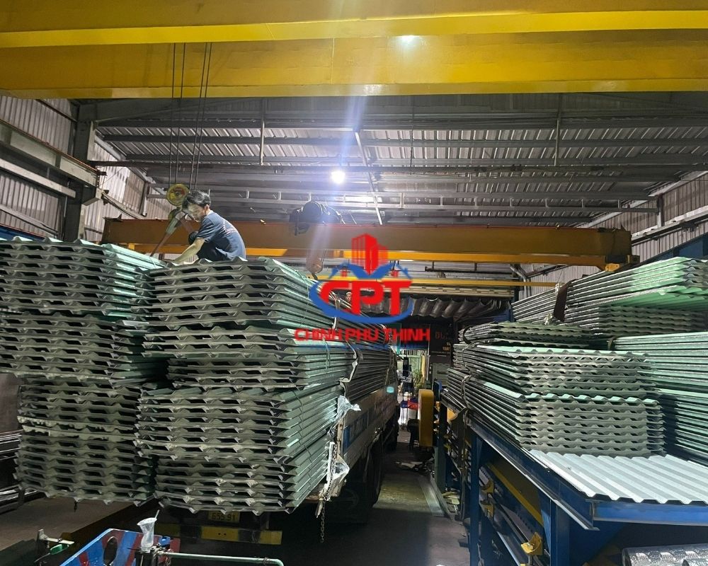 TÔN XỐP ĐÔNG Á CỦA CHINH PHÚ THỊNH